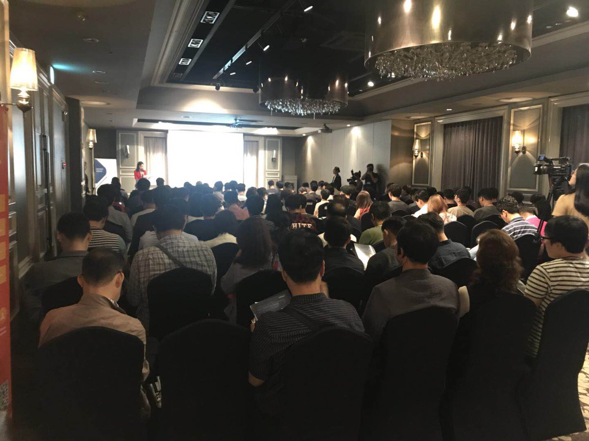 jasoninch's tweet photo. Crypto-community in South Korea very active, full house of 200+ at the Genesis C.A.T. event earlier this week. Also had a chance to catch up with some of the team at @gate_io  and other exchanges, along with the broader ecosystem. https://t.co/EgBBc85wWG
