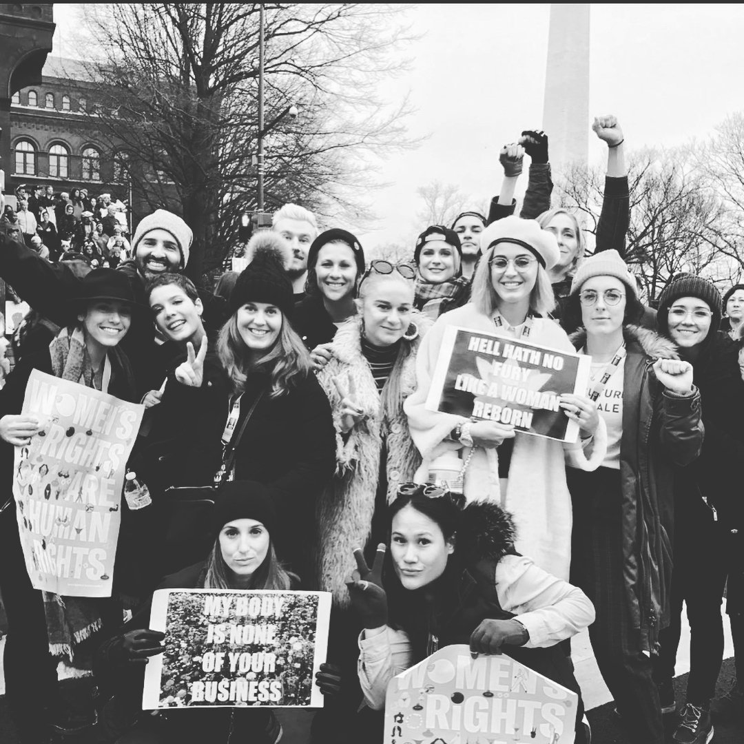 katyspicscom's tweet photo. PHOTO | pajayama: #TBT to the DC Women’s March where i didn’t feel as helpless as i do right now 😞 going to channel the energy and amazing hearts and people we marched with back then to keep up the fight ✊🏿❤️✊🏾❤️✊🏽❤️✊🏼❤️✊🏻 https://t.co/0b4YiwEhuf