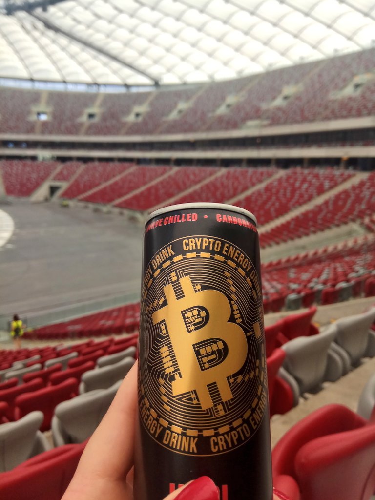 pressagnes's tweet image. Kryptowaluty, wdrożenia i nowe technologie -  pomysłodawcy i inwestorzy rozmawiają dzisiaj na #BlockchainNext w @PGENarodowy o rozwoju #blockchain. Podczas prelekcji można skosztować  też jak smakuje płynny #bitcoin😜💪