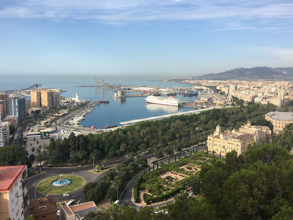 SenoraBright's tweet photo. Great first day in España! We get to experience the majestic Alhambra tomorrow! #whsspain2018 https://t.co/exsTDyMKy3
