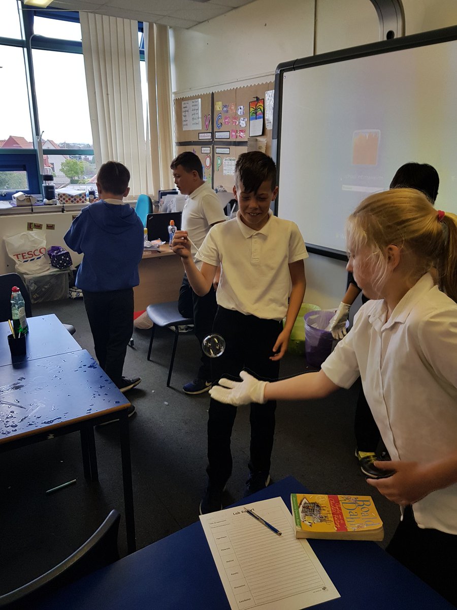 MacmerryPrimary's tweet photo. P5/6 had a great time making bouncing bubbles in science today #bouncingbubbles https://t.co/1VSYTkx1RV