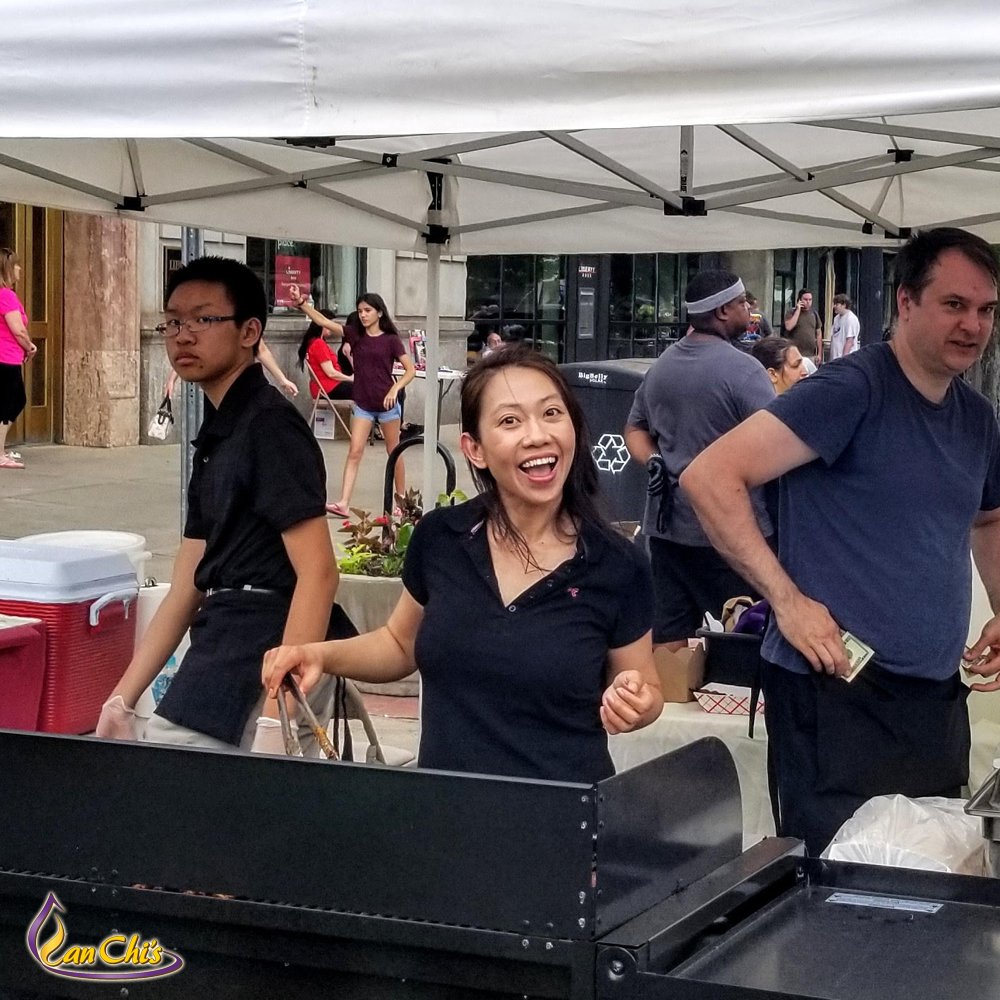 LanChisOnMain's tweet photo. So much fun at last night's Cruise Night on Main St.! Thank you to all who stopped by!
https://t.co/H0CCmbJbSt
#CruiseNight #middletownCT #VietnameseFood https://t.co/uYdBVJtuIf