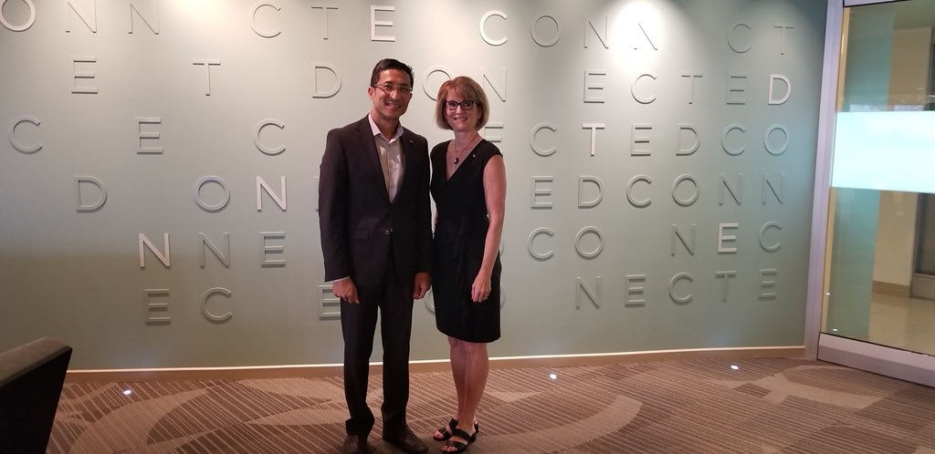 cherylkc's tweet photo. Innovation. Culture. Technology. Lots of great discussions with SIIM Board Member @rasushrestha #projectimmersion #SIIM #leadership #imaginginformatics #pinksocks @SIIM_Tweets https://t.co/fTjD1Xx633