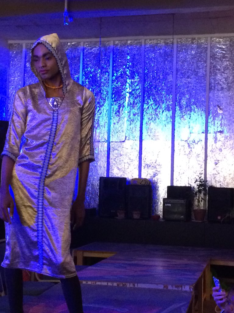 MigMatFest's tweet photo. Bursting with colour, flavour and joy- weโre here @foodhallproject with Ubuntu Fashion Show, and mouth wateringly good food served by these amazing ladies. If you are passing call in- more food and fashion to come! #migmatfest18 #sheffieldisopen https://t.co/ToPcUqMzRe