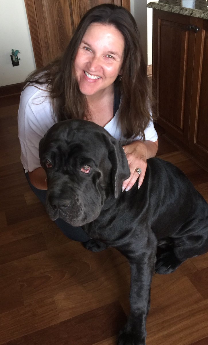 coolmomsuz's tweet photo. Happy to be part of @RodanFieldsHQ #RFGoNaked Day ! If you’ll post a naked selfie ( from the neck up 🙄) , our Prescription For Change Foundation will donate $1 to underserved & at-risk youth ! #community #rfhydrationnation #healthyskin #healthyglow #neopolitanmastiff https://t.co/mluqg9SNVU