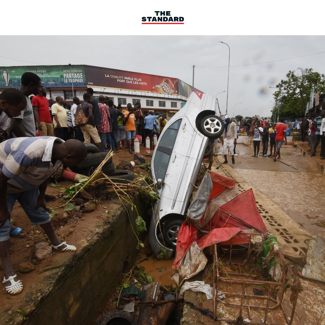 thestandardth's tweet photo. PHOTO JOURNAL: ‘SEVERE FLOOD HITS IVORY COAST’ ไอวอรีโคสต์เผชิญฝนถล่มตลอดคืนเมื่อวันอังคารที่ผ่านมา น้ำท่วมสูง 2.5 เมตร บ้านเรือนและถนนในอบิดจาน เมืองหลวงของประเทศเสียหาย เต็มไปด้วยซากปรัก มีผู้เสียชีวิตแล้วอย่างน้อย 18 ราย - Sia Kambou / AFP
#TheStandardMagazine
#TheStandardCo https://t.co/1ZI4pJ9iSq