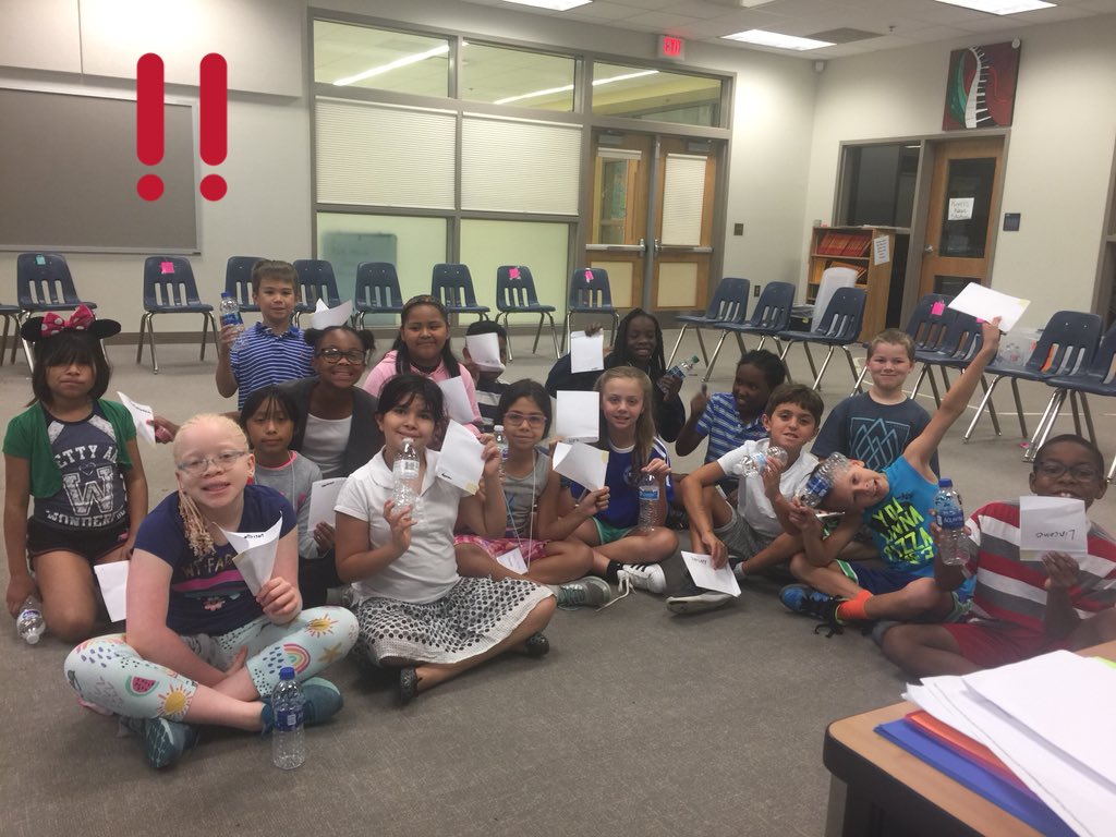 starkey_ellen's tweet photo. Team work! Asking ?’s, imagine💬 how to use them,adapting their design, improving. Campers created funnels to begin to fill their bottle to “play” 🎶 on their ♻️ xylophones. @sara_womack @EmilyBoatright @NACSTEAMCamp @BrandonESIB @APSBoltonIC https://t.co/abwE0rDmq0
