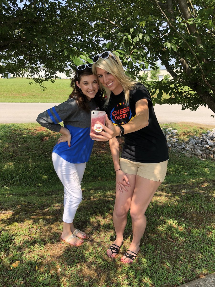 CheerDerby's tweet photo. #NationalSelfieDay How about a summer selfie? #CDReps, Keina and Kenzie, are rocking their #CheerDerbyStyle on the first day of summer! https://t.co/PeC4foisdr