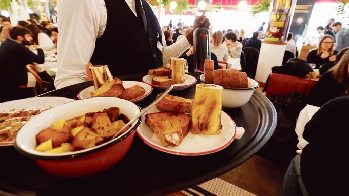 La #FêtedelaMusique, c'est aujourd'huiii ! 😁🎶 Si vous profitez de cette occasion pour aller au #restaurant 🍴, sachez que le choix de votre plat sera influencé par le type de #musique que vous écouterez 😉
buff.ly/2IbU5BV