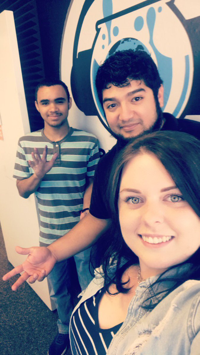 Fishbowl Radio tweet media