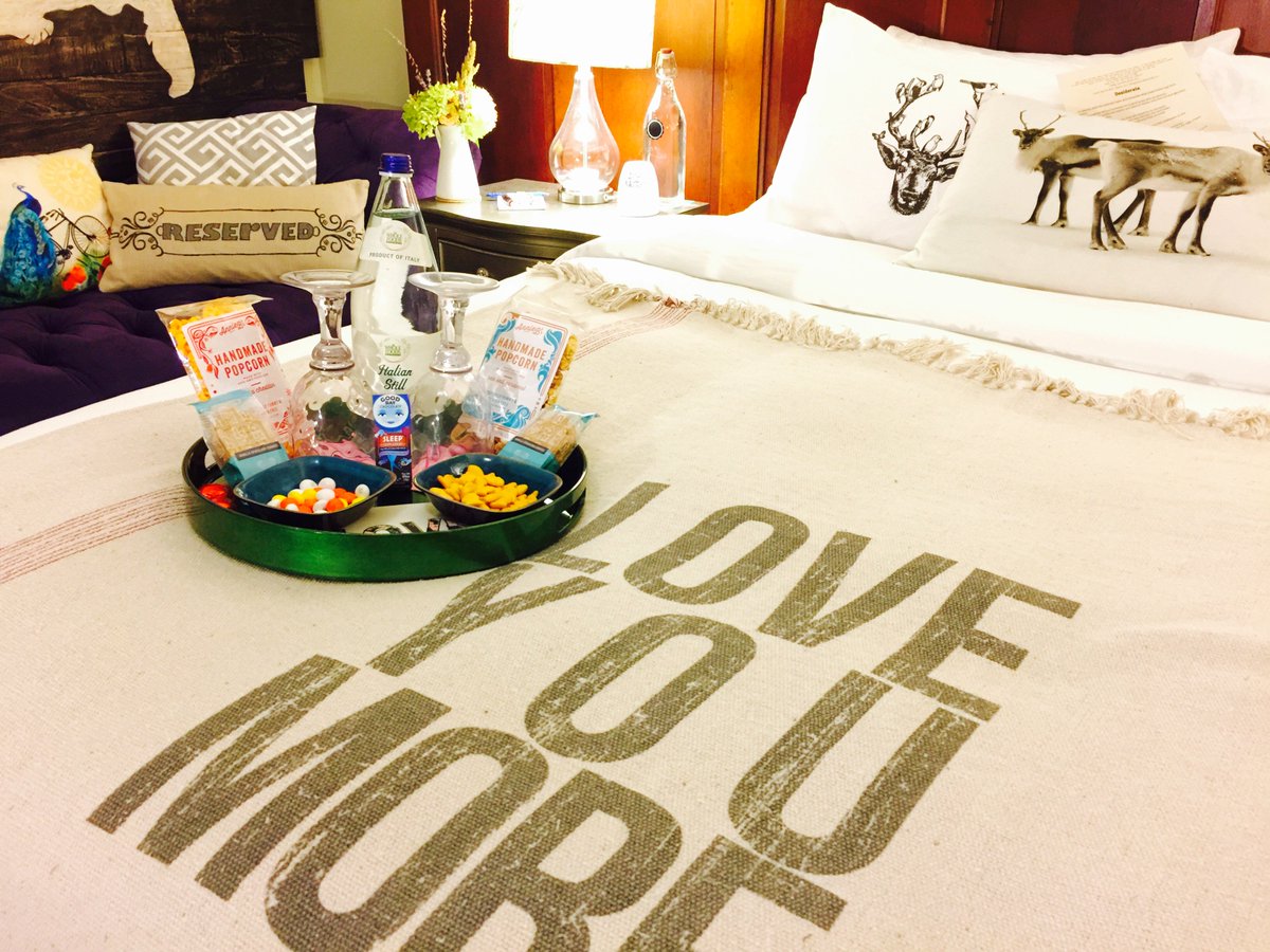 NSMagazine's tweet image. Need a break from the city? Spend a week at Lincoln Way Inn, a
countryside oasis perfect for recharging and relaxing. Make your reservation on a weekday and you’ll receive 25% off! Get the details here: bit.ly/LWI-promo