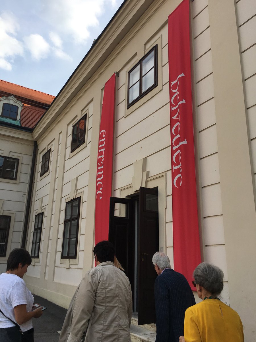 EmmaPeel_Knight's tweet photo. @belvederemuseum Say it with flowers - exhibition , from #Waldmüller to #Klimt #Bienna #Austria 🇦🇹😎 https://t.co/JwTcJF6Yw9