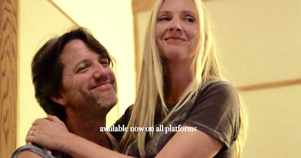 Clermont1's tweet photo. Will #instagram's new #IGTV transform industries the way #youtube did? See new video promo from Jon Patrick Walker feat. Hope Davis and weigh in. What do you think? https://t.co/yQphkHuxVz #videopremiere #musicpr #musicindustry #hopedavis #jpwalker #indiemusic #aretheycuteorwhat https://t.co/3DWhBL5LHM