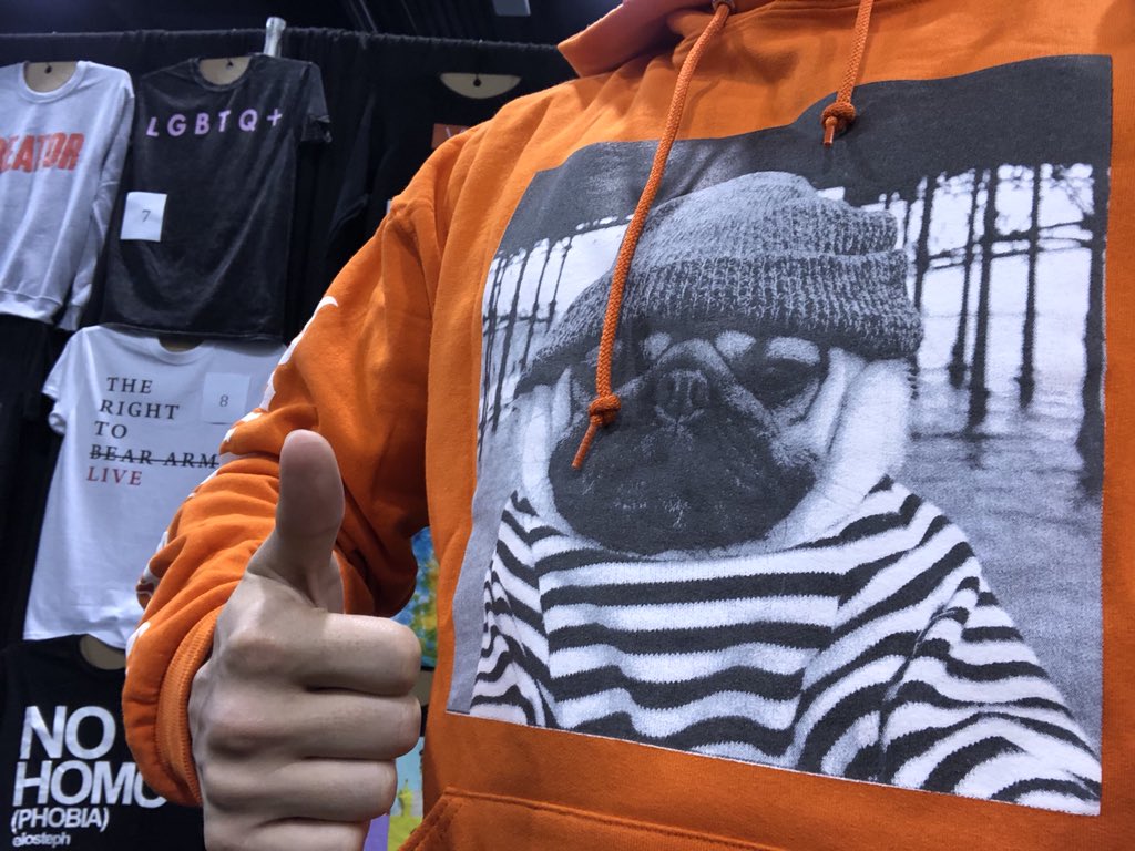 districtlines's tweet photo. We have landed in Anaheim for this year’s #VidCon
“Excited” is an understatement.. 🤩
Come see us and pick up that shirt you love from your favorite creator because you can only get it right here at #districtlines ! https://t.co/Trm65Nucq6