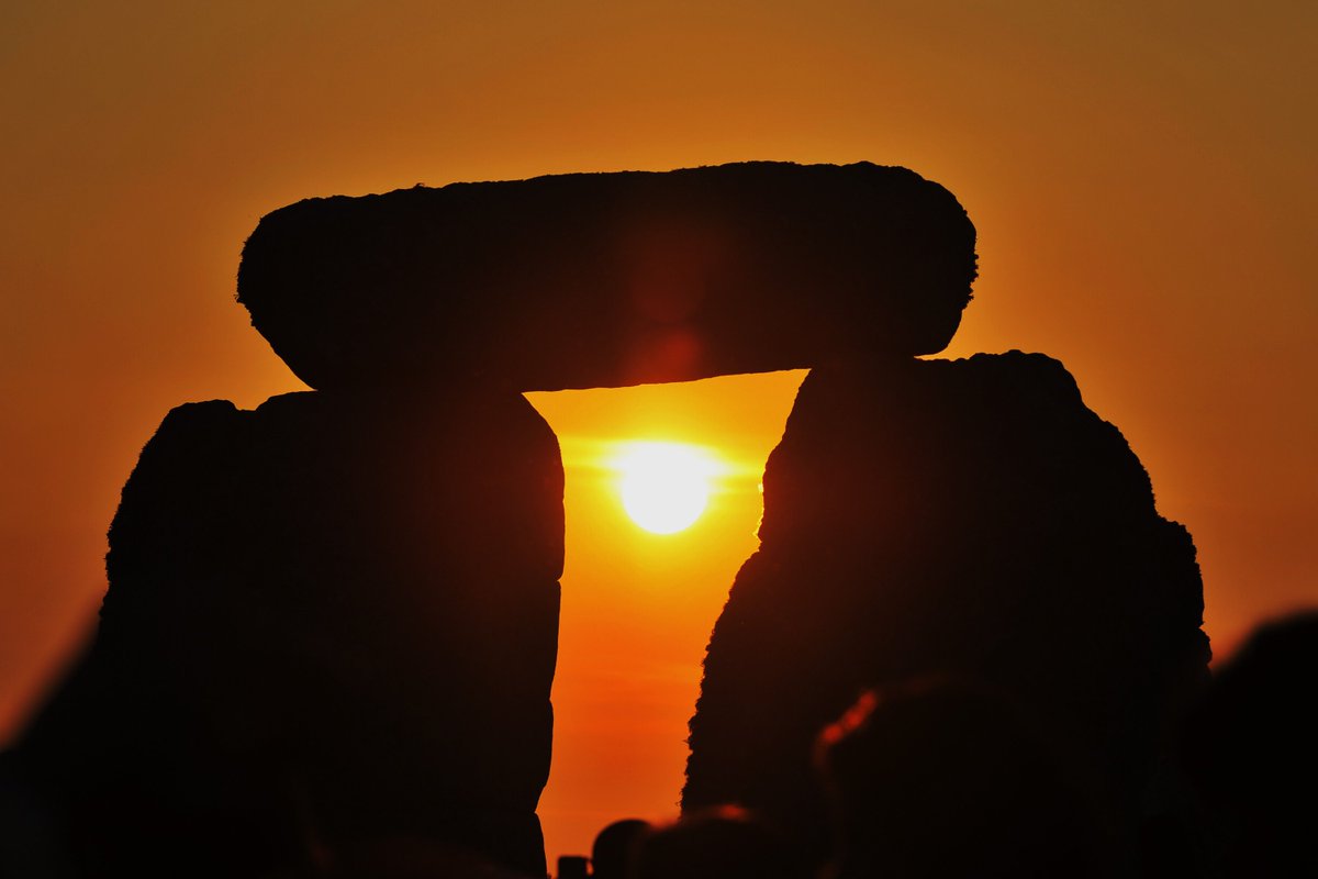 JammerDoors's tweet photo. Today is the Summer Solstice. Known as the longest day of the year for everyone north of the equator. Enjoy this beautiful, summer day! https://t.co/Xr6T4MEiSa