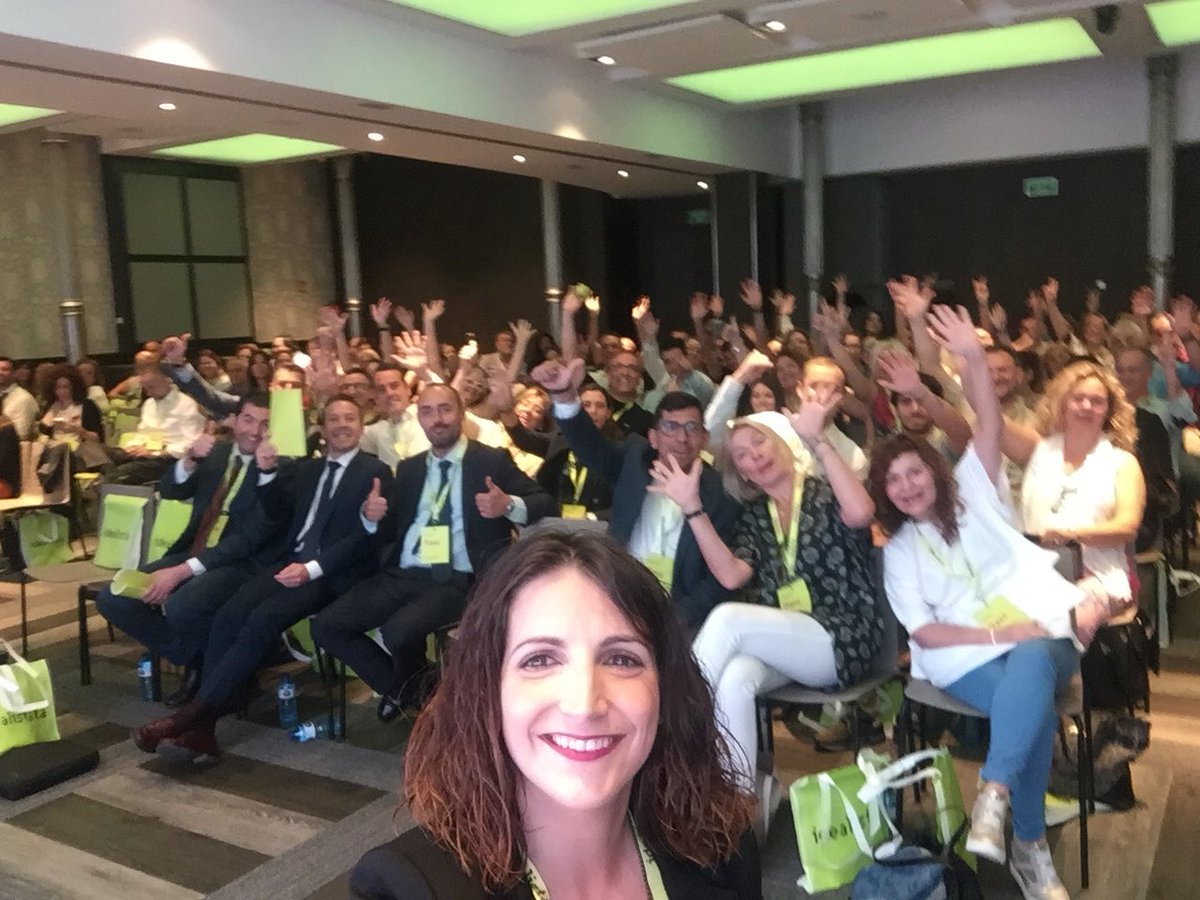 rakojeda's tweet photo. #workshopidealista Special #barcelona 21-6-18 ¡la sala a tope! Todo gracias a todos los profesionales que hoy habéis formado parte de esto 😊 @idealista https://t.co/Lb0Puxvex6