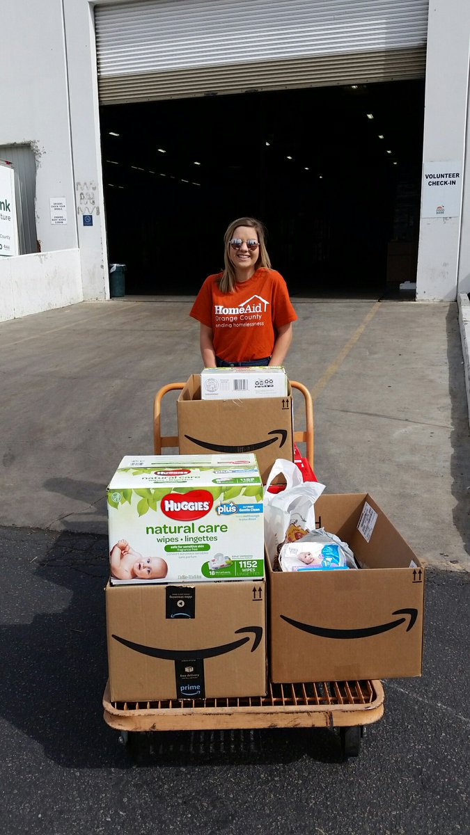 buyitinstalled's tweet photo. Throwback to last weekend when we were greeted by Erica's sweet smile while arriving at HomeAid Orange County to drop off baby essentials for the local homeless population.#essentialsdrive #babies #homeless #food #oc #diapers #homeaidoc #donate #charity #community #buyitinstalled https://t.co/tTGgH0402l