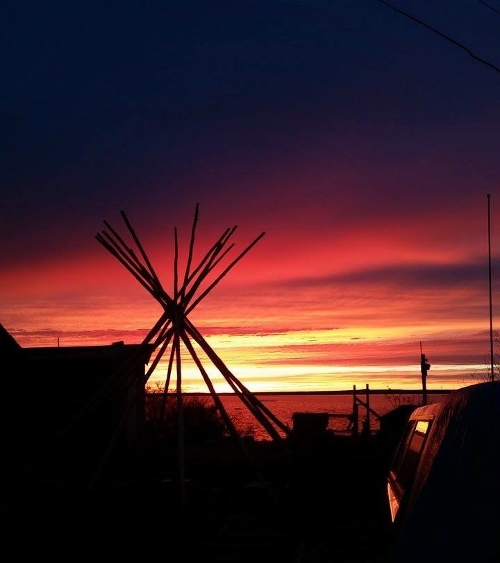 CANFAR's tweet photo. #IndigenousPeoplesDay “Unexplainable” by Jamie Wetrade-Stevenson from Behchoko, Northwest Territories. Indigenous people experience depression at twice the national average. Visit https://t.co/F55UgqesKP and https://t.co/SUcj8Mym7a for counselling services. https://t.co/U3Q7w2YZ0t