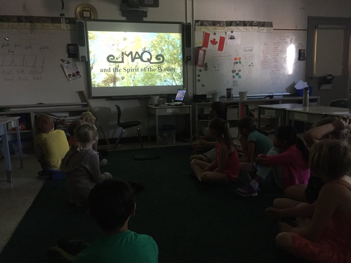 MsPeltiersClass's tweet photo. Celebrating #IndigenousPeoplesDay by learning about the importance of oral storytelling lending to ones identity, culture, and spirit ❤️ @TroyMaracle @HPEschools https://t.co/zp0B3eMz9P
