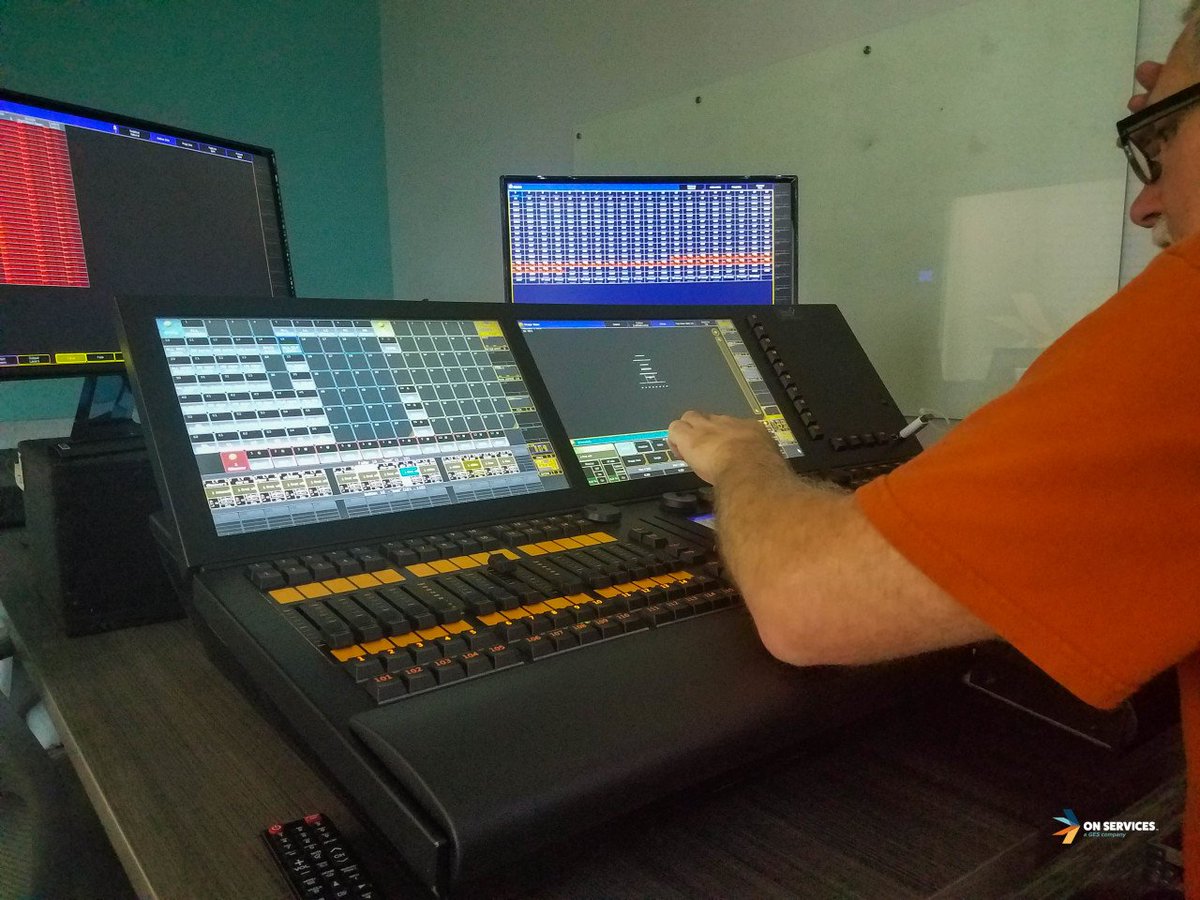 ONServicesAV's tweet photo. 8 days until @lionsclubs 101st International Convention in Las Vegas. This is how we put the lights in "Lights, Camera, Action!" #preshowprep #eventprofs https://t.co/pIrjytoJLb