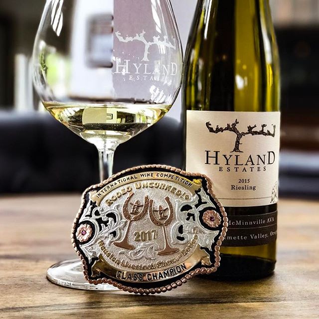 rieslingrevival's tweet photo. #tbt Sometimes you get points, sometimes they give you a gold medal to put on your belt. #HoustonRodeo #Bestinclass #OregonRiesling #RieslingRevival #OPC2018 https://t.co/rYpPI0rBR2