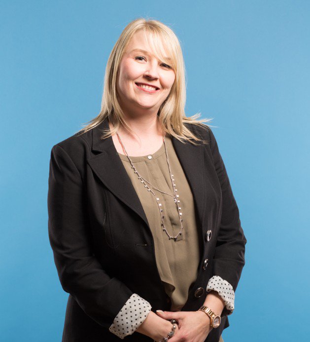 DcPresentsX's tweet photo. My friend and managing partner Denise Goodyear is flaunting her marketing expertise as a volunteer through the Guest Advisor Program offered by the Canadian Business Network NOW!
📎🗄️ #BrandBetter #DcDH #OutsideTheDesignHouse #GuestAdvisorProgram #CanadianBusinessNetwork https://t.co/hxJeZutis8