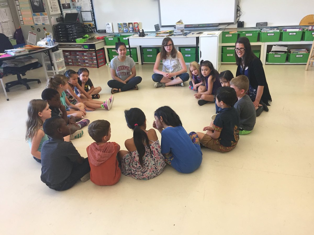 JoanneCol's tweet photo. Inspiring leadership in the arts from CCH students and staff at CSM today. TY Mrs Harmon and Mrs Mitchell! https://t.co/ugrUTcNdhj