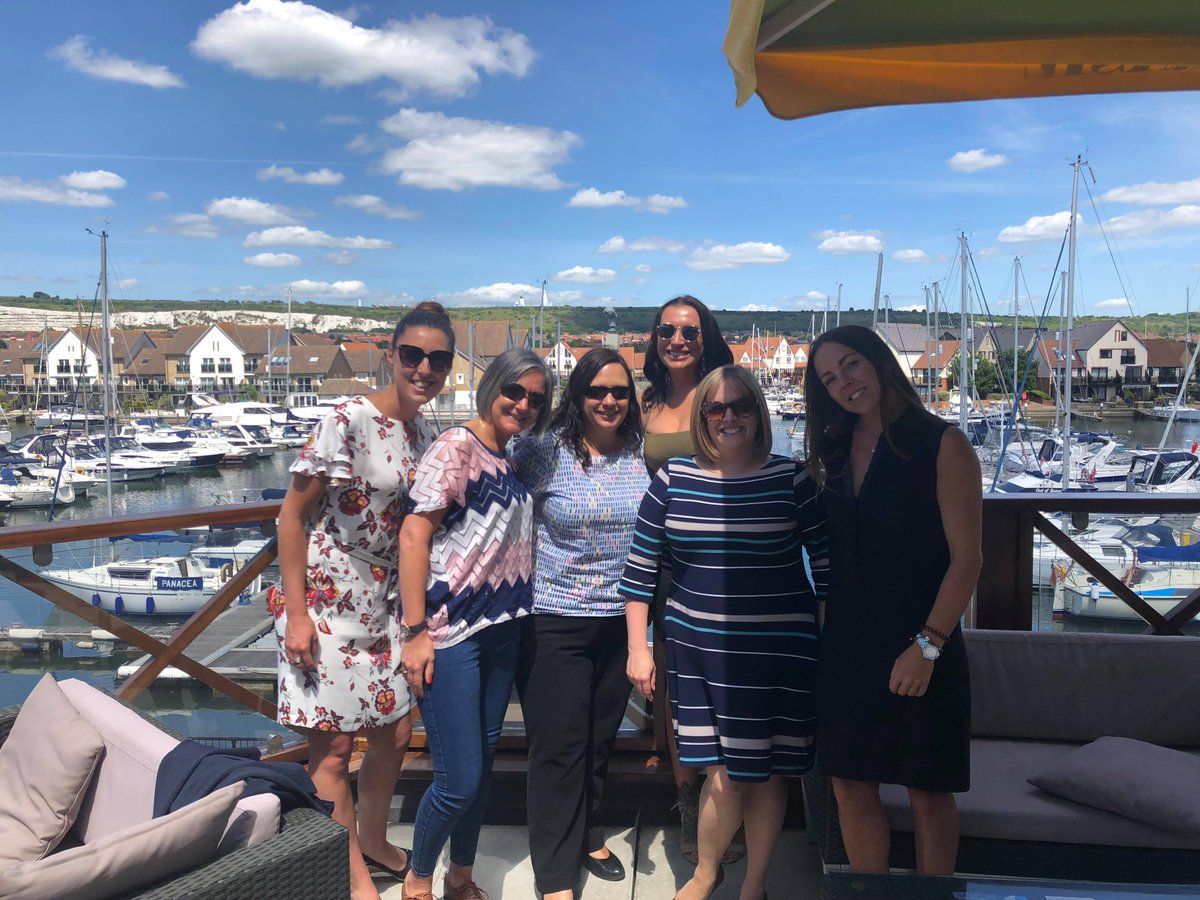 RachelBlight's tweet photo. @AimeeBailey3 leaving lunch.  We picked a lovely day for it.  Port Solent in the sunshine, lovely place!
#NewBeginnings #portsolent #ThankfulThursday https://t.co/Uw22JBM8mH