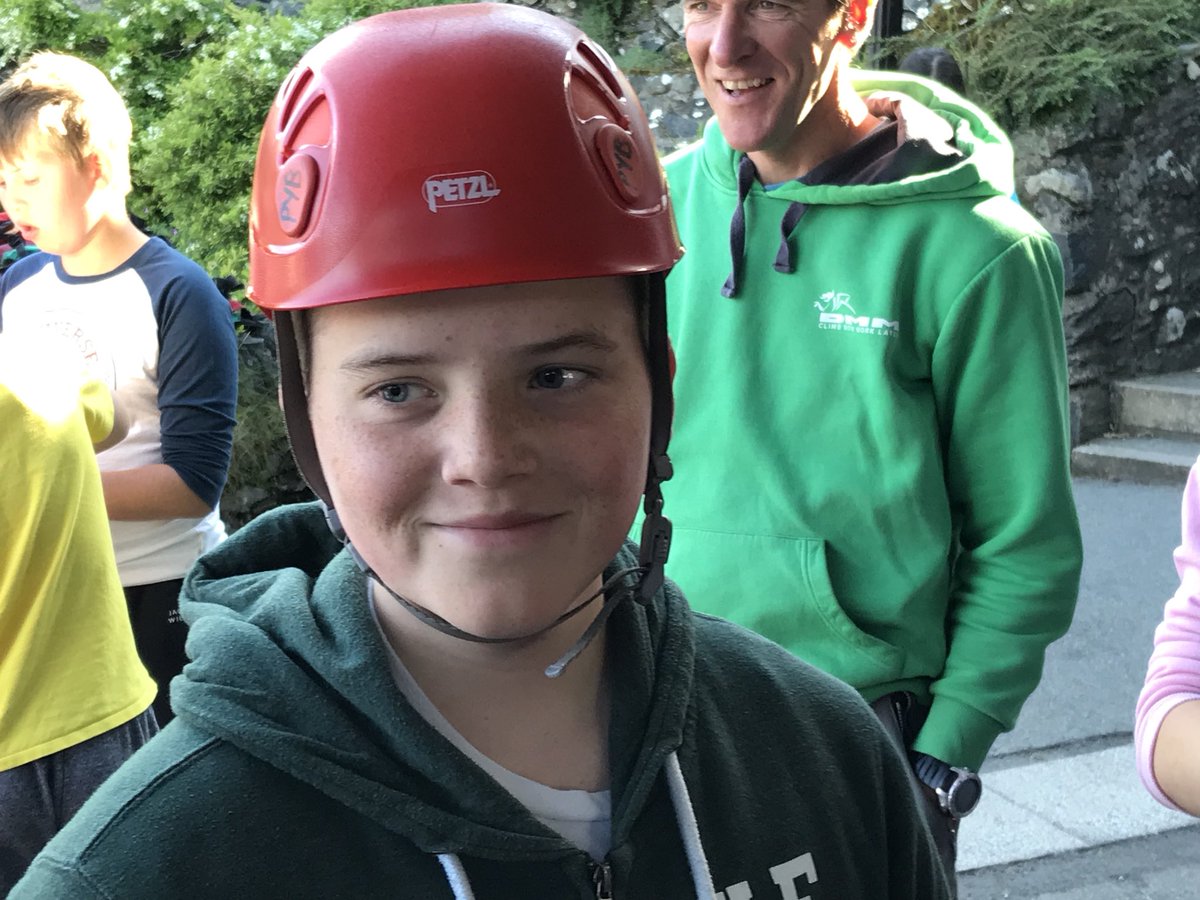 NWSnl_Form5's tweet photo. An evening in the sun #NLForm5
#NLLeavers
#NLTrips https://t.co/8m7X0tf6LL