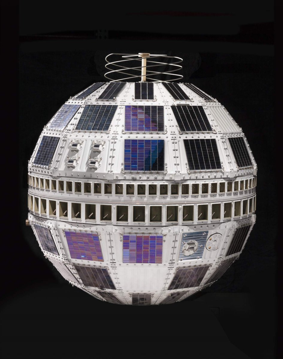 National Air and Space Museum (@airandspace) on Twitter photo <a href="/SmithsonianNMAI/">National Museum of the American Indian</a> @NMAfA <a href="/NMAAHC/">Smithsonian’s NMAAHC</a> <a href="/hirshhorn/">Hirshhorn</a> @NPG <a href="/smithsonian/">Smithsonian</a> Well-a, well-a, well-a, uh!
Tell me more, tell me more
Can I learn about flight? ✈️
Tell me more, tell me more
Can I see satellites?📡
#SolsticeSaturday #SmithsonianNights <a href="/SmithsonianNMAI/">National Museum of the American Indian</a> @NMAfA <a href="/NMAAHC/">Smithsonian’s NMAAHC</a> <a href="/hirshhorn/">Hirshhorn</a> @NPG <a href="/smithsonian/">Smithsonian</a> Well-a, well-a, well-a, uh!
Tell me more, tell me more
Can I learn about flight? ✈️
Tell me more, tell me more
Can I see satellites?📡
#SolsticeSaturday #SmithsonianNights