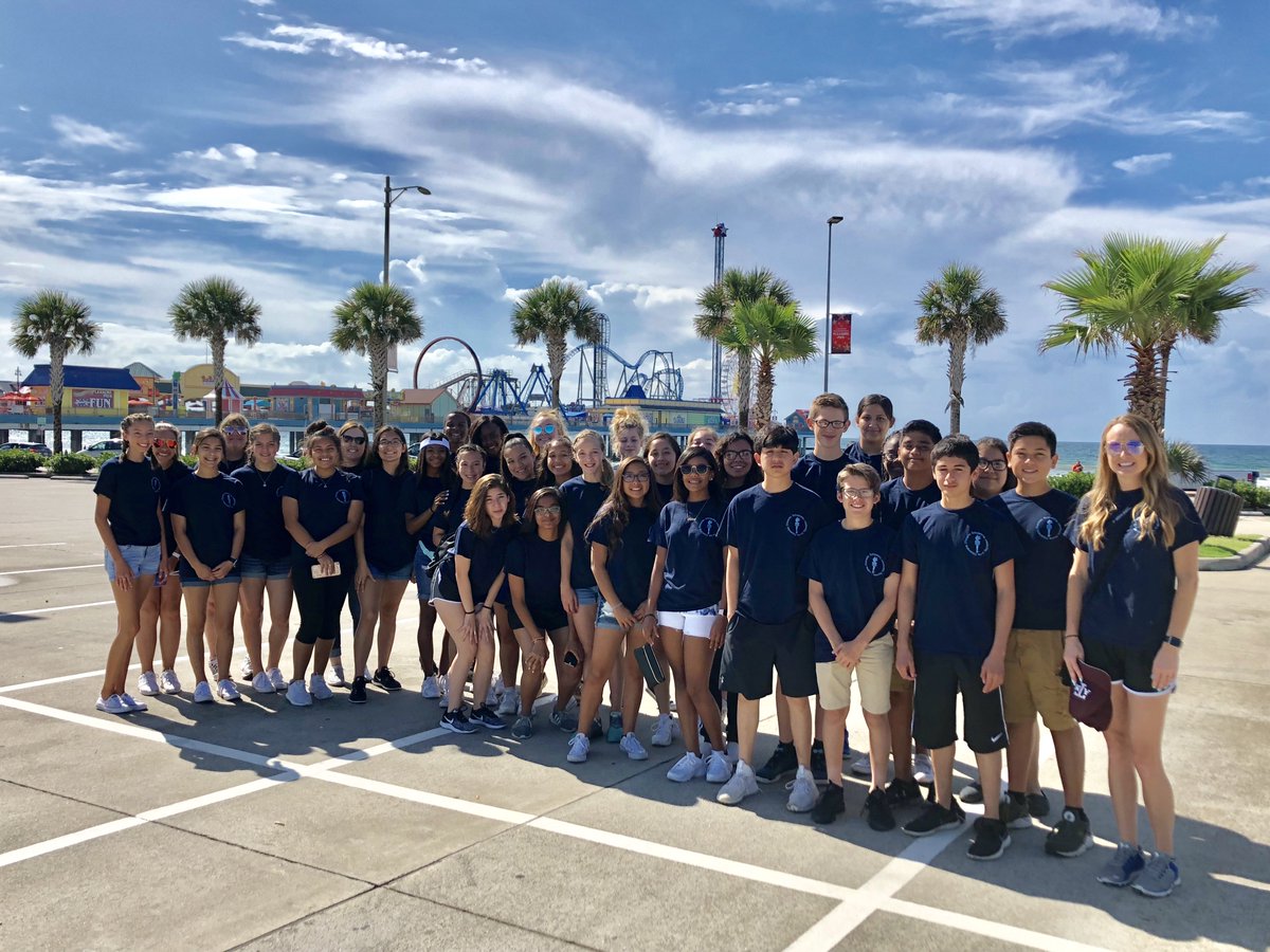 BCISD's tweet photo. #TBT - #BCJS NJHS students were rewarded for completing their service hours this past school year w/ a trip to Galveston's Pleasure Pier during the last week of school. Fun fun fun! #BCISDSTRONG https://t.co/SIVXiCGBKj