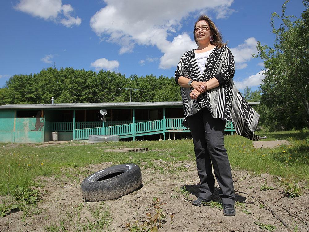 calgaryherald's tweet image. 'Boxes and suitcases packed for five years': Siksika Nation housing rebuild continues. #floodanniversary  #Siksika  bit.ly/2MdK21Z