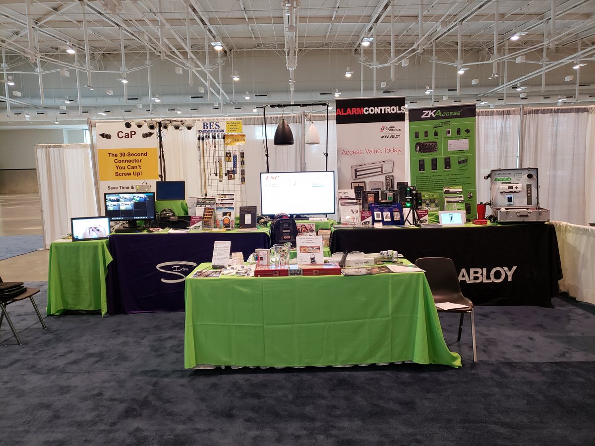 VITEKcctv's tweet photo. Successful day at the Electronic Security Expo with our Eastern Regional Sales Manager Jim Chawner!!!!!! @esxweb https://t.co/QMDnSQfSiK