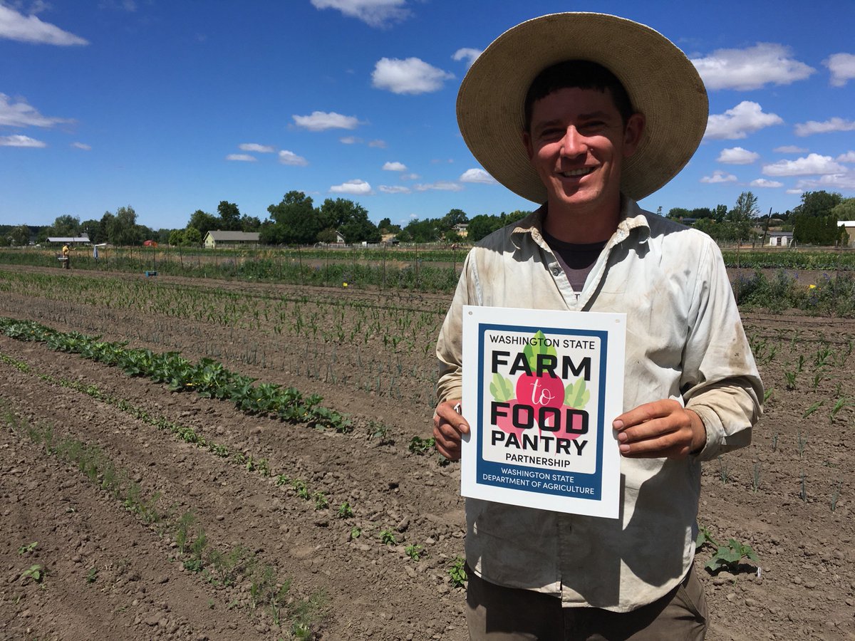 Happy to be partnering with our friends at <a href="/WSDAgov/">Washington State Department of Agriculture</a> on the #Farm to Food Pantry initiative that is connecting #farmers with #hunger relief groups to provide healthy produce for those in need!