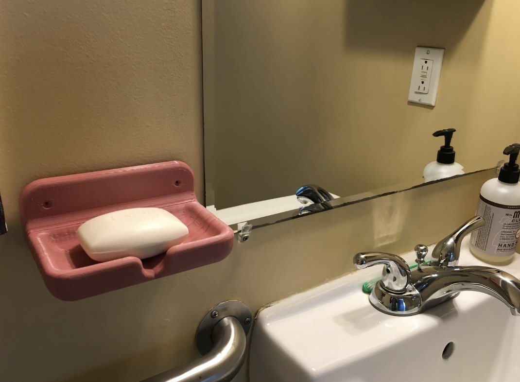 Filabot's tweet photo. Zooheads Step 4: The final print we all voted on was a soap dish for the bathroom. As you can see, there are layers in the print that are off and oversized, this was due to the issue of not knowing what diameter or tolerance the filament was during extrusion. https://t.co/On5SRr1k3B