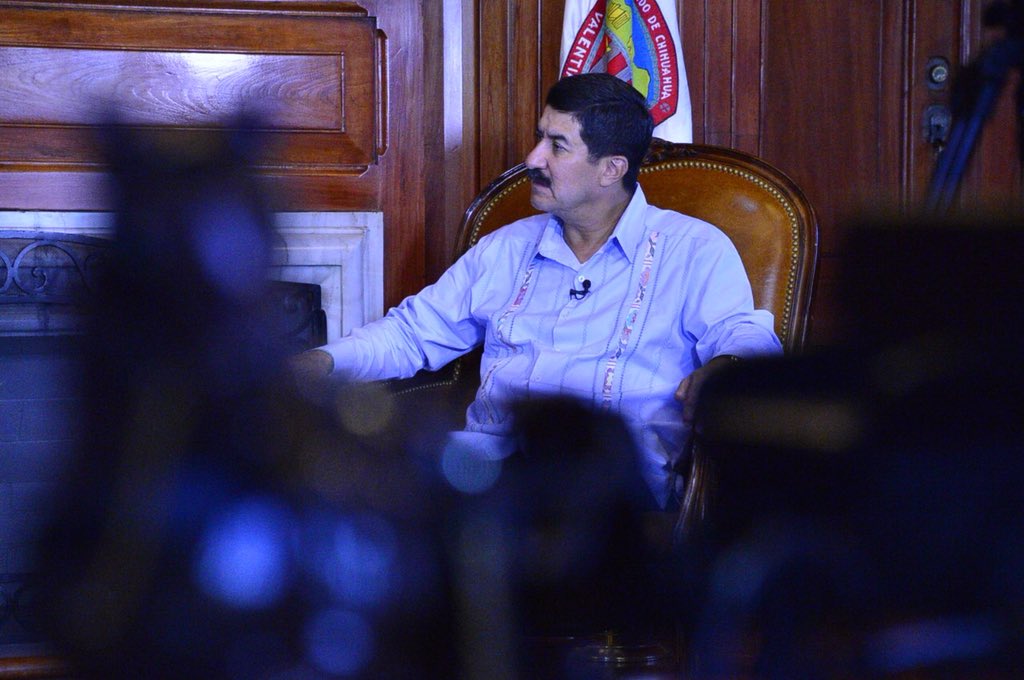 pinedo751's tweet photo. El gobernador Corral, habló en la segunda parte de la entrevista con canal 28, sobre la creación de un fondo que se integrará con los recursos recuperados por los robos de Duarte, fondos que se destinarán a salud, educación, etc. @ponchov90 @Palomaymar https://t.co/8nucns32rd