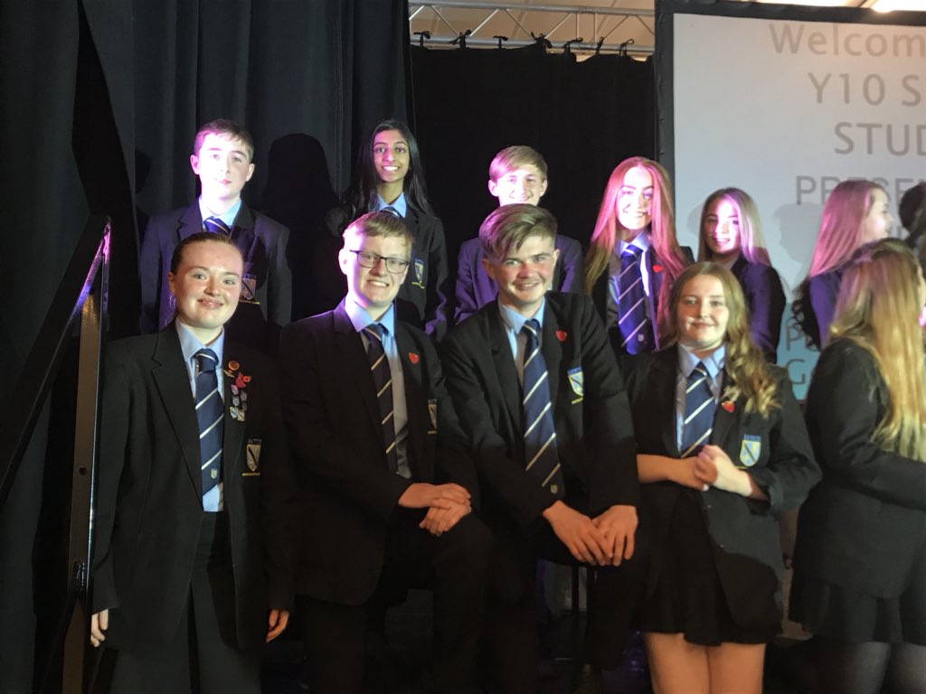 HTCSHawking's tweet photo. Senior student team #HawkingRoleModels https://t.co/wrZMhCWi12