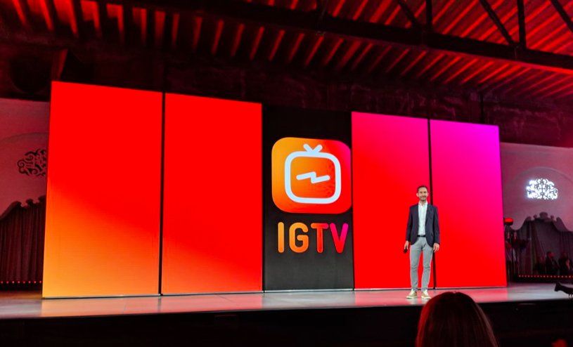 ShindigEvents's tweet image. Will people want to watch videos up to an hour long vertically? 

#Instagram, who just officially hit 1 billion users, is betting the answer is YES! 

#IGTV: ow.ly/9ibR30kBx9n #socialmedianews