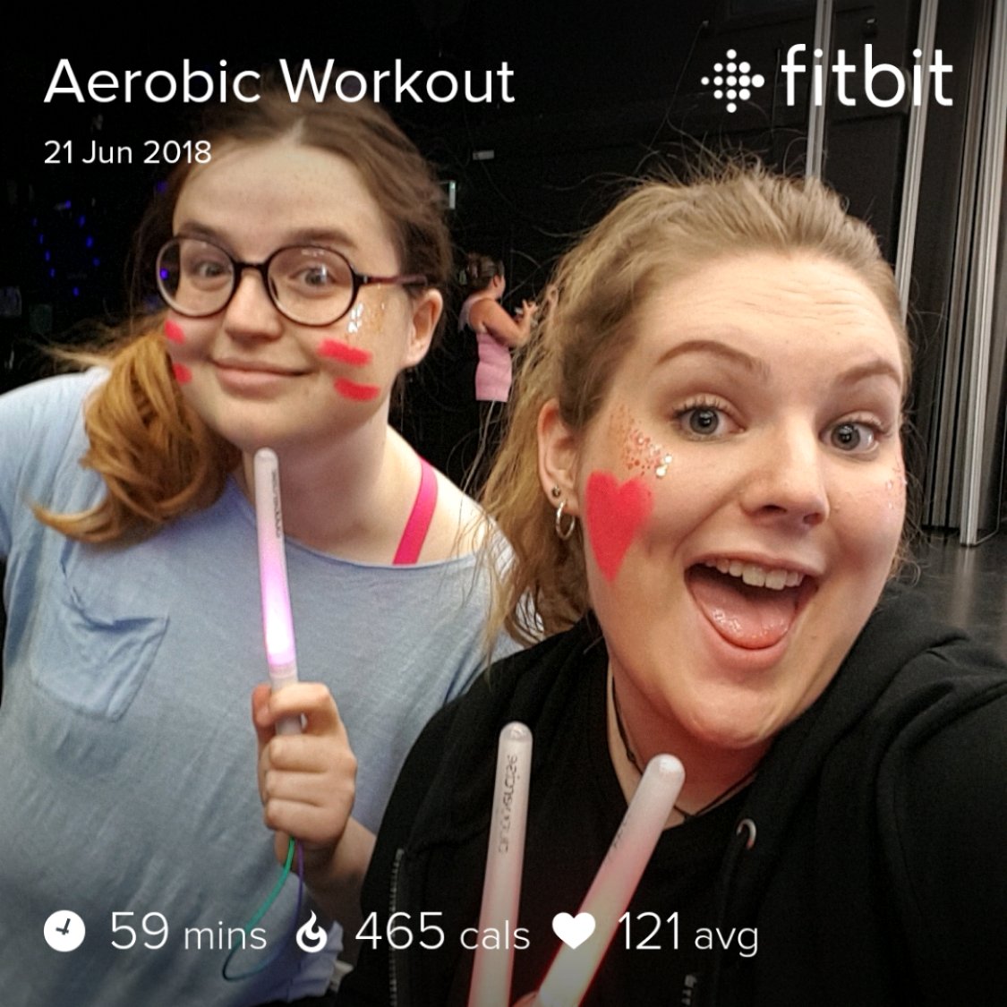 jendestecroix's tweet photo. Much needed glow time with my love @wildxweird tonight!! This week we discovered UV paint &amp; glitter and it's safe to say it may be making an appearance more often🤷‍♀️ #glowselfie #trackerselfie @clubbercise https://t.co/XhgpvXXSyp