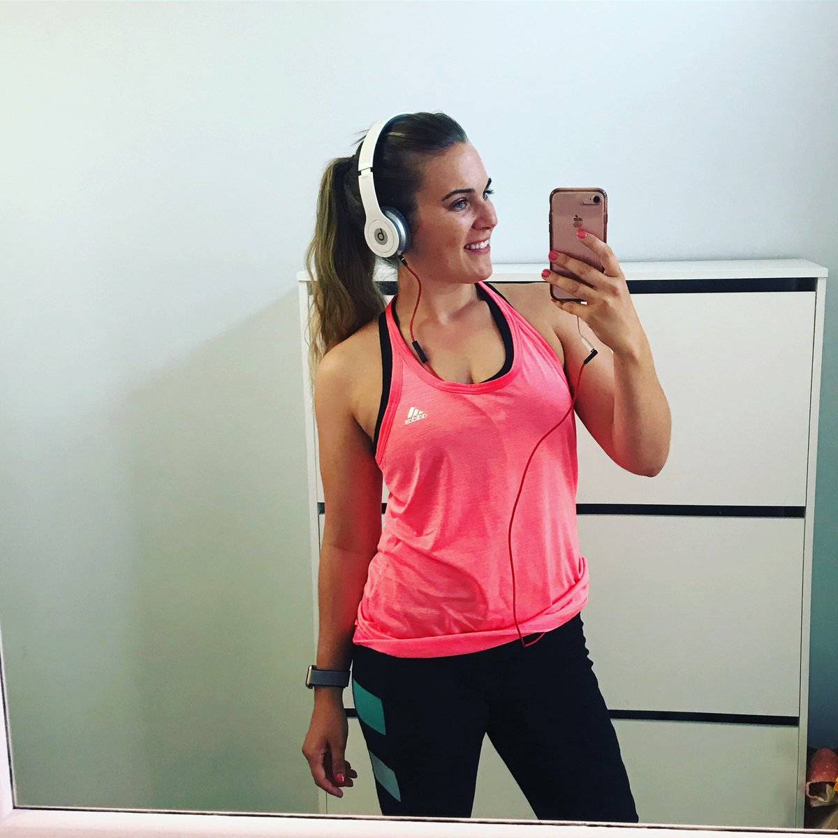 MissGreen_PE's tweet photo. First run since my big 15km at the weekend! I hope they all feel this good ๐ค๐ผ #notanatural #justworkhard https://t.co/OfCGhaR6x2