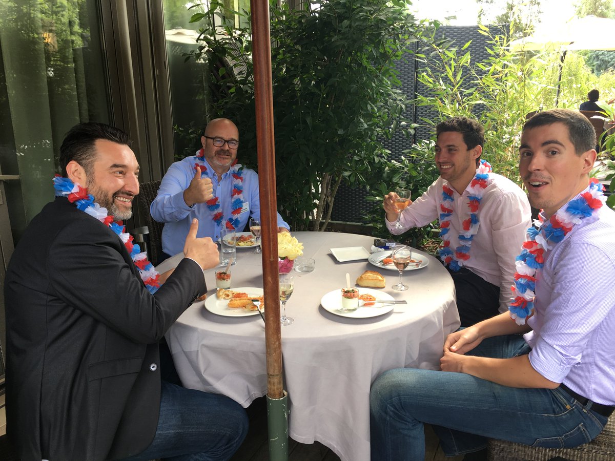 EXN_FR's tweet photo. Trio parfait bateau, soleil et barbecue 😋 Merci à nos partenaires pour cette belle matinée riche d'échanges #PaaS #NuMeRu avec @NutanixFrance @mellanoxtech @rubrikInc @Infoblox @PaloAltoNtwksFR @GigamonEMEA @BigTec_Fr
#Distribution #ValeurAjoutée #WeAreExclusive https://t.co/vTNg2cmtWo
