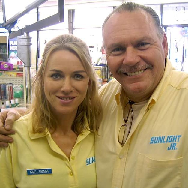 TBT
What an amazing time filming  Sunlight Jr. while working along with this sensational actress, Naomi Watts. 

#IamAntoniCorne #Film #Movie #TBT #SunlightJr #Drama #Florida #NaomiWatts #MattDillion #AntoniCorone #TessHarper #NormanReed #LaurieCollyer
