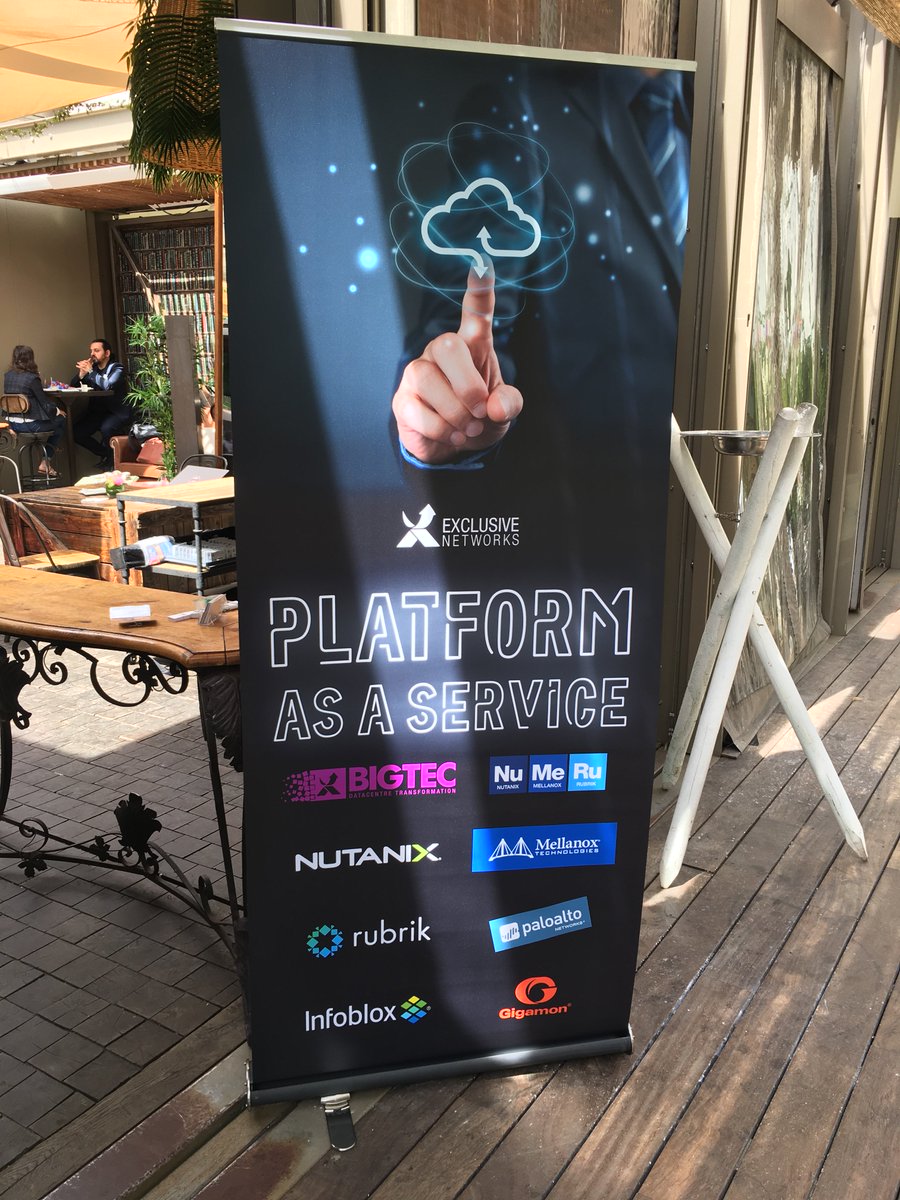 EXN_FR's tweet photo. Trio parfait bateau, soleil et barbecue 😋 Merci à nos partenaires pour cette belle matinée riche d'échanges #PaaS #NuMeRu avec @NutanixFrance @mellanoxtech @rubrikInc @Infoblox @PaloAltoNtwksFR @GigamonEMEA @BigTec_Fr
#Distribution #ValeurAjoutée #WeAreExclusive https://t.co/vTNg2cmtWo