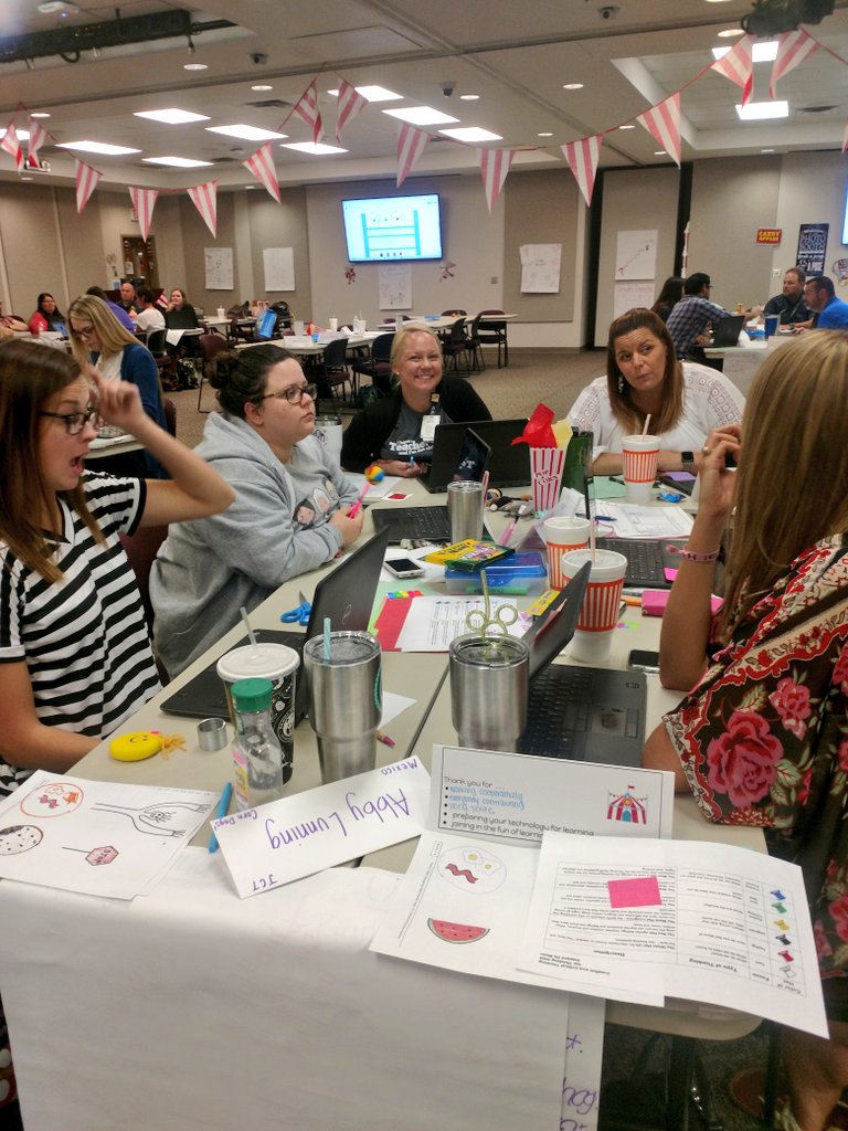 ConradMarcie's tweet photo. Learning alongside some of my favorite peeps today! Great ideas!
#nisdgt
#jcttheplacetobe https://t.co/mORnFALgvI