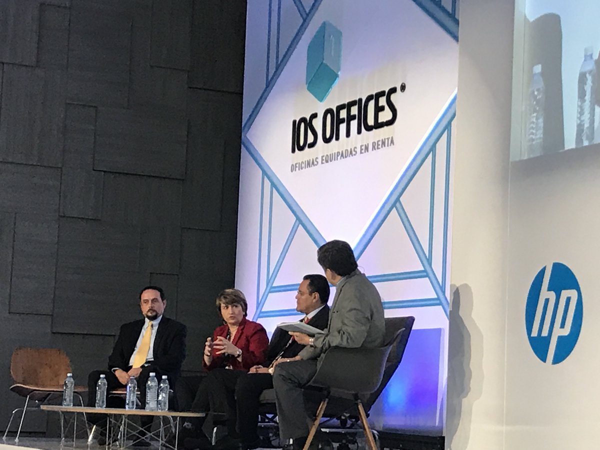 lorecaballero's tweet photo. Estamos hablando de “seguridad en la información” en el #IOSNETWORKSUMMIT !!! @iosoffices https://t.co/79TM5khDI3