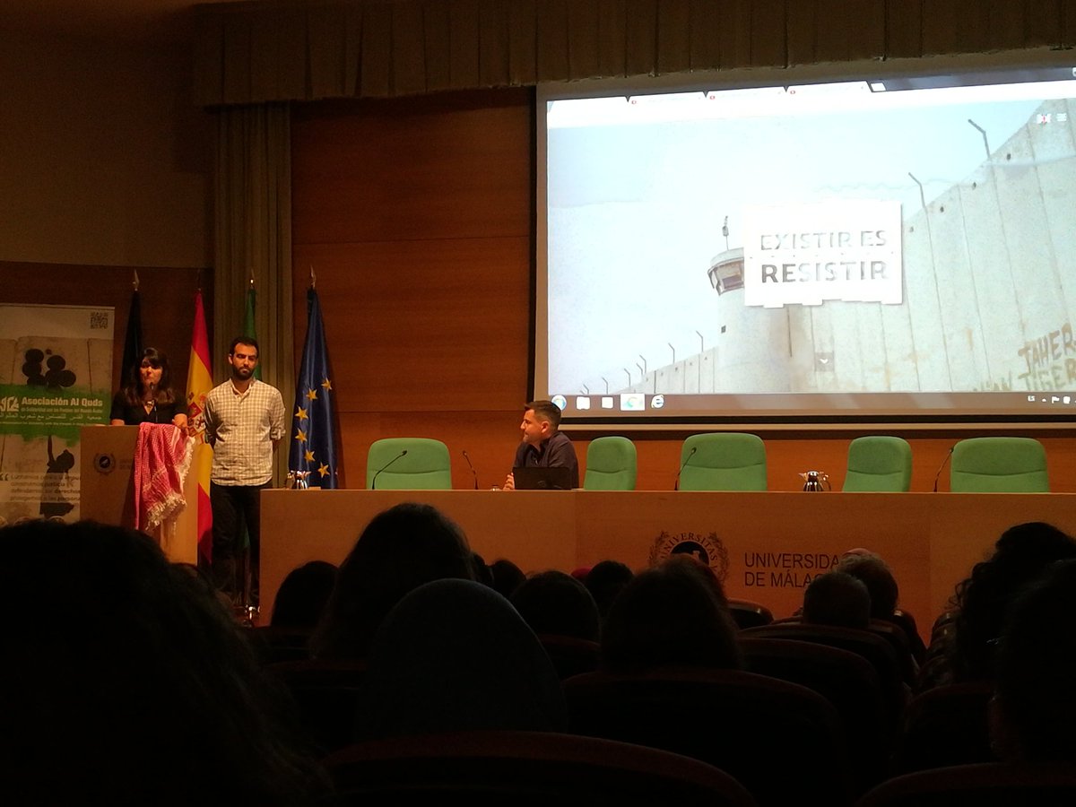 auxijleon's tweet photo. #ExistirEsResistir es el #docuweb que presentan esta tarde en @InfoUMA, creado por @alqudsandalucia y @EfronterastlSUR, porque es necesario poner cara a las cifras que nos relatan @jdmuriana y @luciamunozluc
#Palestina #DDHH #PalestinaLibre #HastaCuando https://t.co/2xW31LHFW8