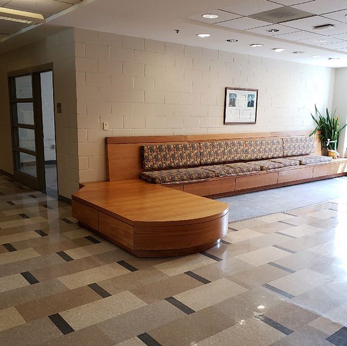 CEOGoucher's tweet photo. Van Meter is getting a little makeover! OIS, CEO, and CBL are coming together to form the Exploration Hub, a space that will equip you with the tools you need to tackle "the real world".

Instagram: thegoucherhub
Facebook: The Exploration Hub at Goucher
Twitter: GoucherHub https://t.co/oFLEeG4cE6
