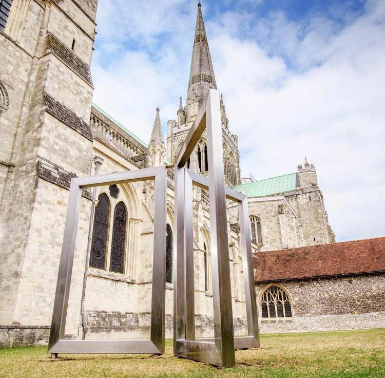 greatsussexway's tweet photo. Don't miss your chance to see this! Starts tomorrow... Thresholds exhibition at Chichester Cathedral, Friday 22nd June to 30th September 2018.

https://t.co/OJqIMMuPEE

#chichester #visitchichester #whatsonchichester #westsussex #chichesterevents #chichestercathedral #exhibition https://t.co/ky3V5ABOQh