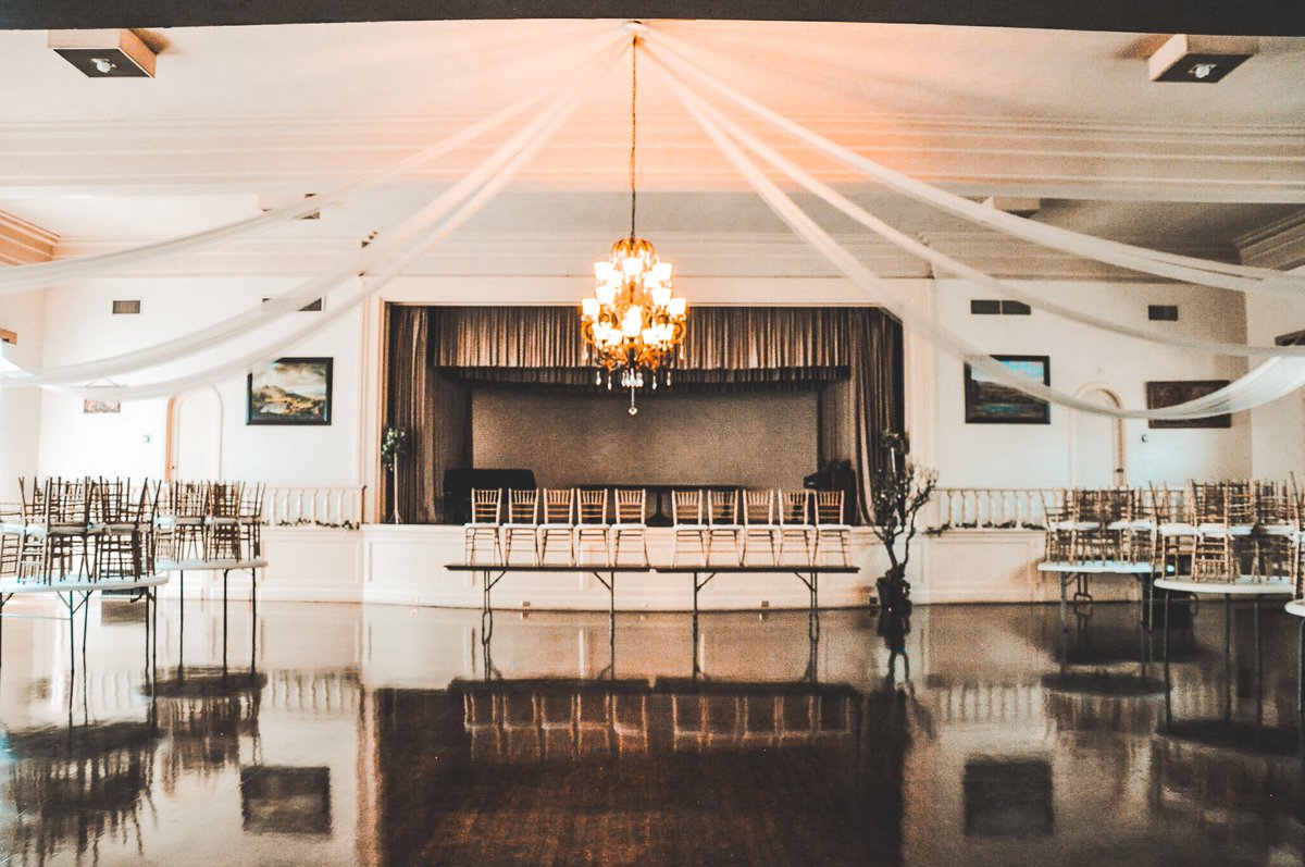 rsilocations's tweet photo. New Location! - Classic Ballroom is now available for filming! Call 323-797-1882 to schedule a scout. All of our locations are in the zone! https://t.co/WcREclIar3