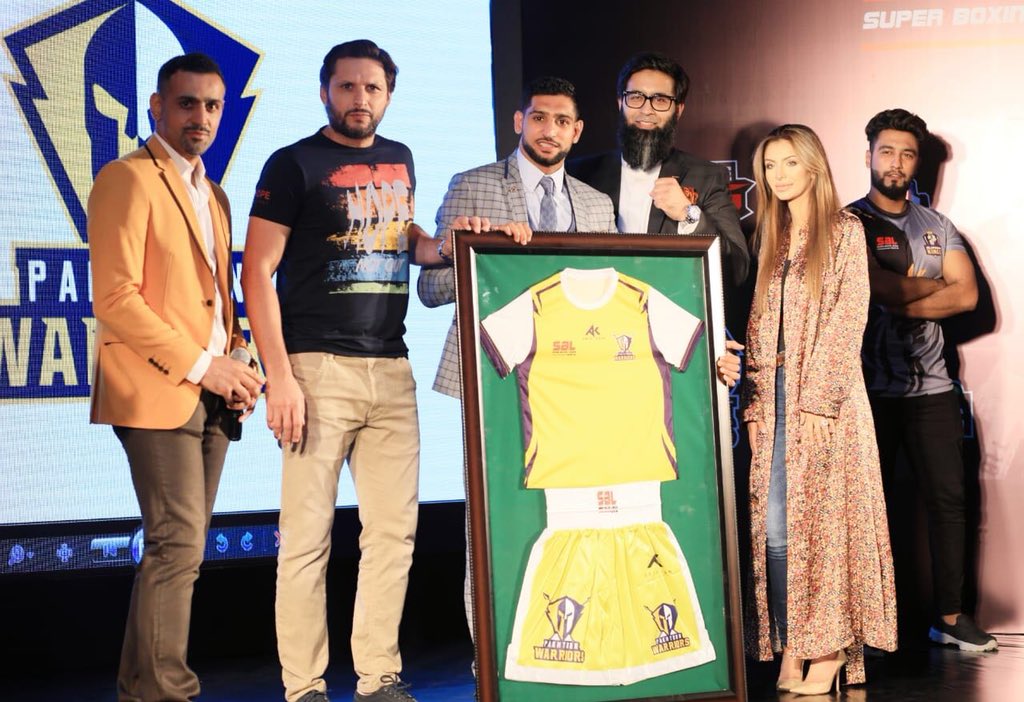 peaceforchange's tweet photo. Good job Lala @SAfridiOfficial https://t.co/PeKiWlfovE